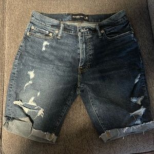 Abercrombie and fitch men’s Jean shorts never used size 30
